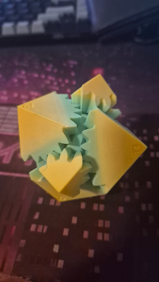 Gear cube fidget